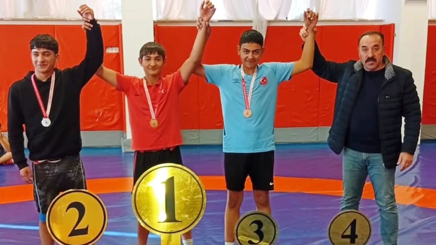Gençler A Serbest ve Grekoromen Güreş İl Seçmeleri tamamlandı