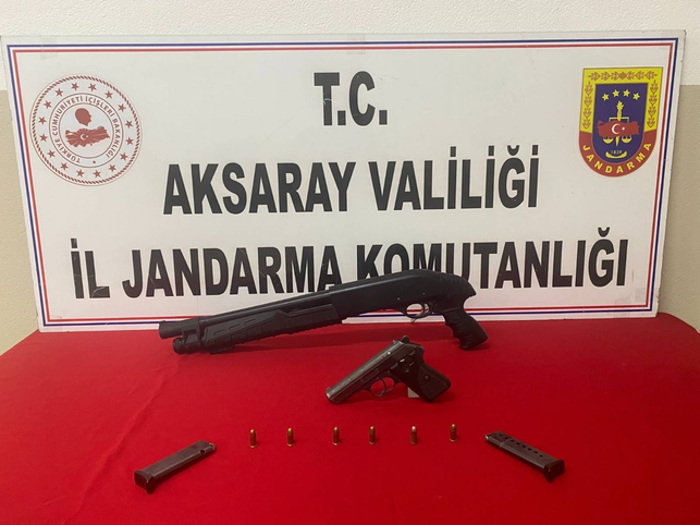 Aksaray’da 3 ilçede ruhsatsız silah operasyonu yapıldı