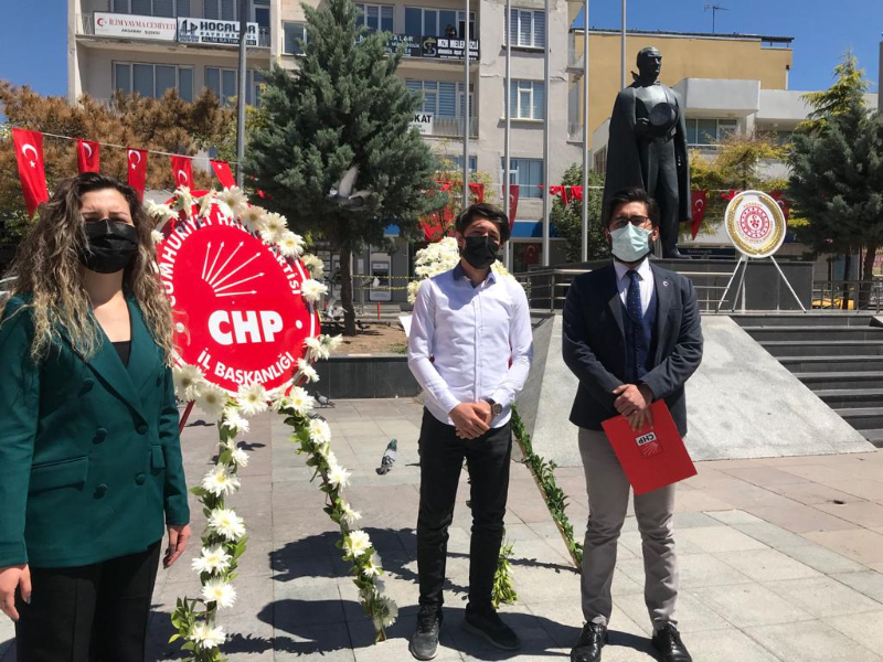 CHP GENÇLİĞİ ATATÜRK’ÜN HUZURUNDA