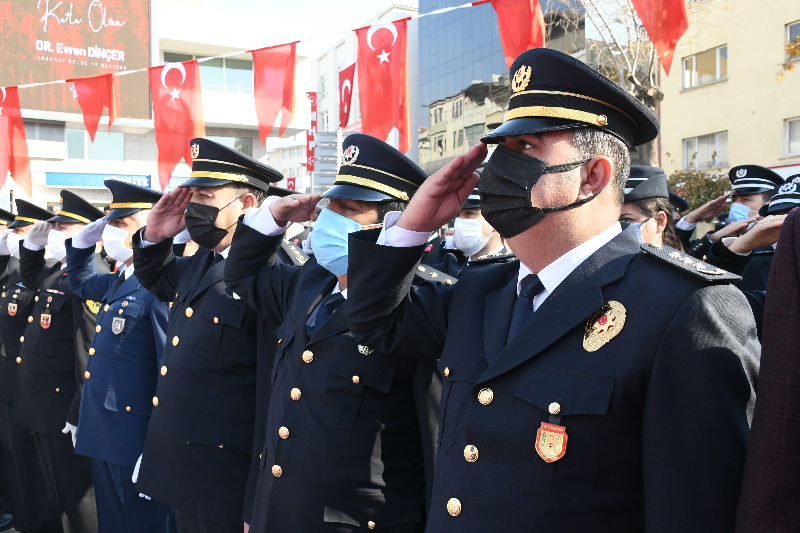 CUMHURİYET COŞKUSU MEYDANA SIĞMADI!