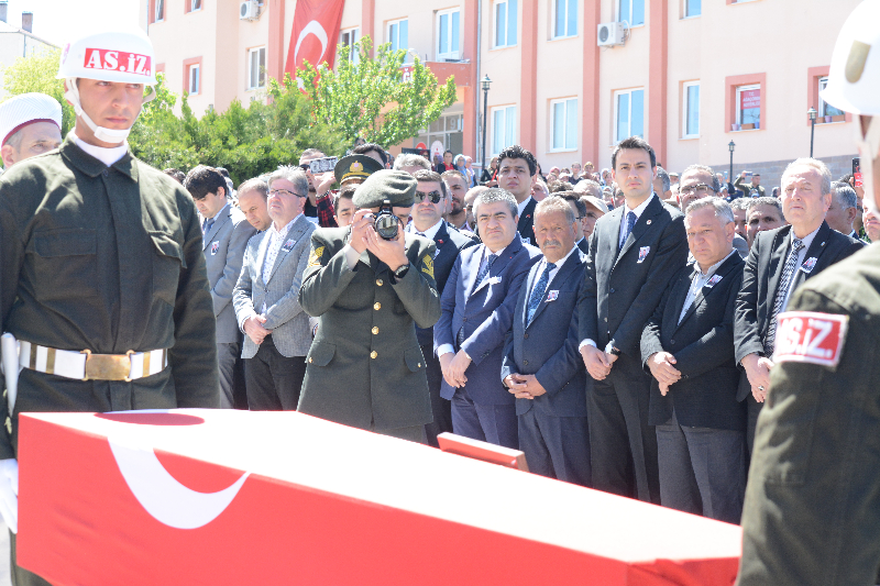 Şehit Uzman Tunahan Erbaşı Dualarla Uğurlandı