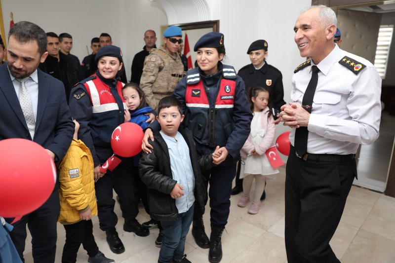 Jandarma Özel Günde Özel Misafirleri Ağırladı