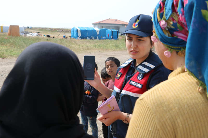 Jandarma, Kadına Şiddeti Önlemek İçin Var Gücüyle Çalışıyor