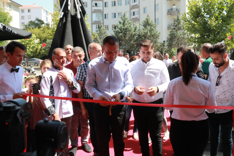 Aksaray'ın Yeni Lezzet Durağı Nusret Usta Açıldı