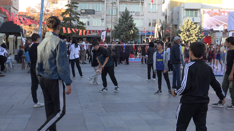 Amatör Spor Haftası'na Katılan Aksaraylı Gençlerin Hedefleri Gururlandırdı