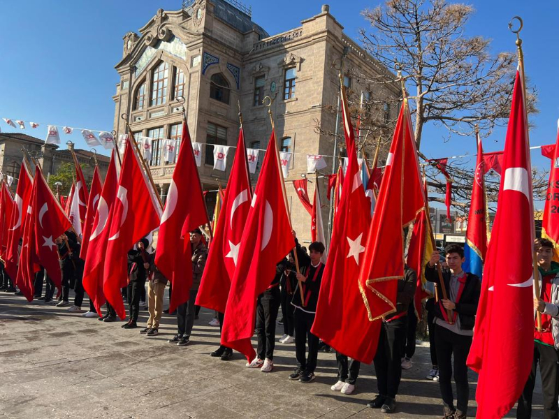 Alpaslan: “Dünyanın En Saygın Mesleği Öğretmenliğin, Maddi Manevi Hiçbir Karşılığı Yoktur”