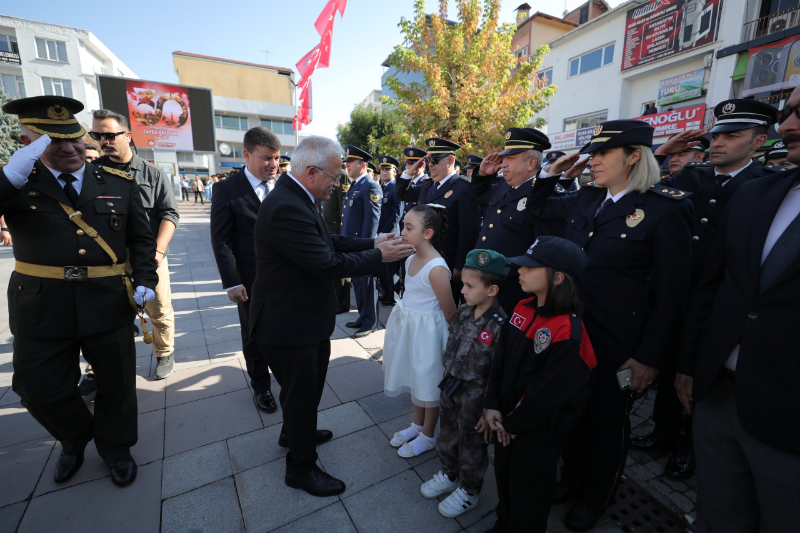 AKSARAY’DA 30 AĞUSTOS COŞKUYLA KUTLANDI