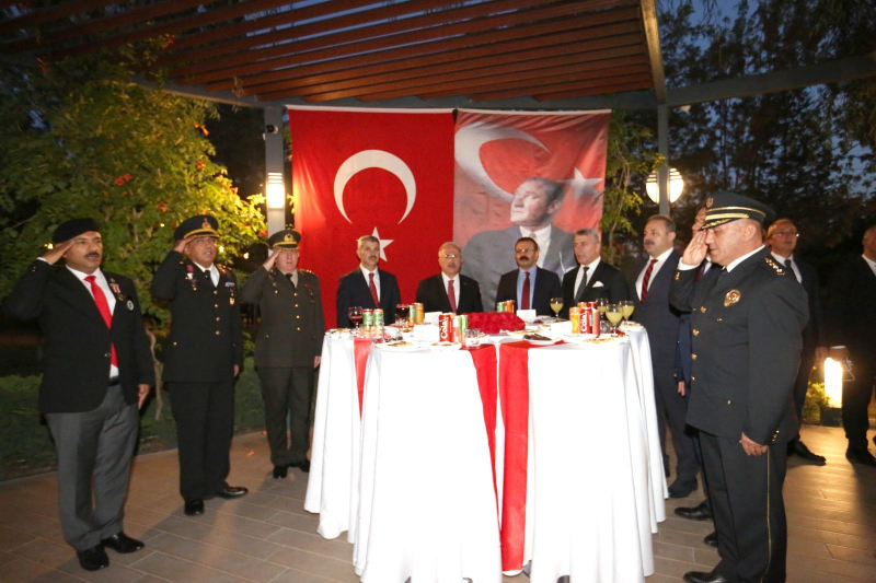 “SAHİP OLDUĞUMUZ ONURLU, ŞEREFLİ VE ÖZGÜR HAYATIMIZI BU ZAFERE BORÇLUYUZ”