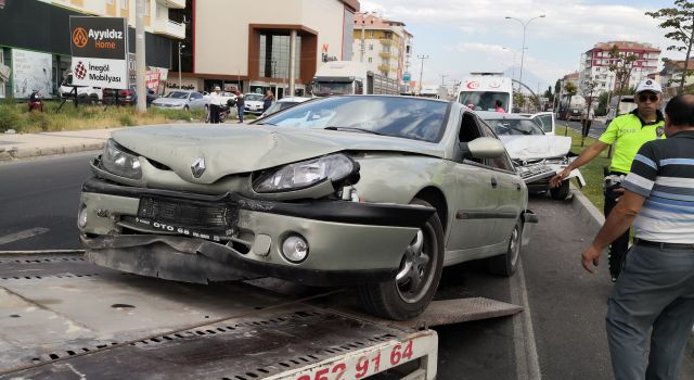 10 Ayda 306 Bin 559 Trafik Kazasına Şahit Olduk