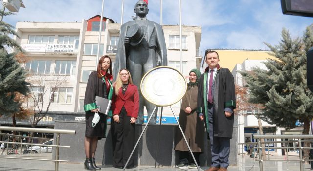 Aksaray Barosu Kadınlar Günü’nde Emekçi Kadınları Andı