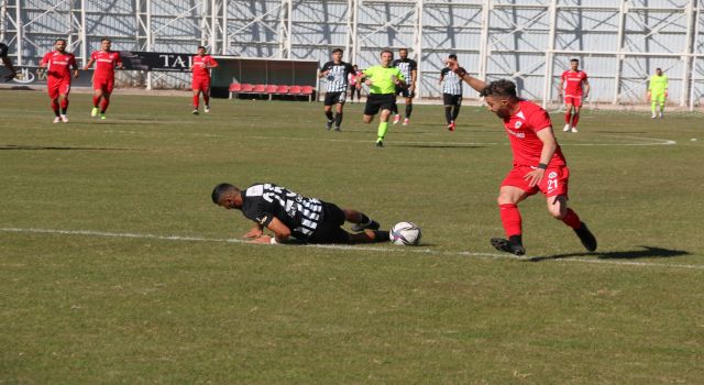 Sahalar Değişse De Skor Değişmez Kuşadasıspor 1-2 Aksaray Belediyespor