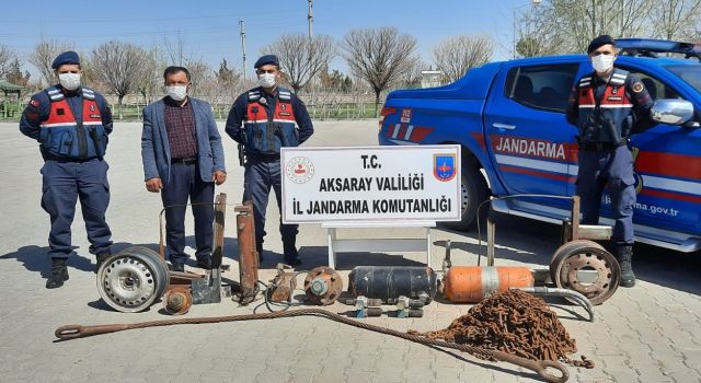 JASAT Konya’da Dükkân Soyan Hırsızları Aksaray’da Yakaladı