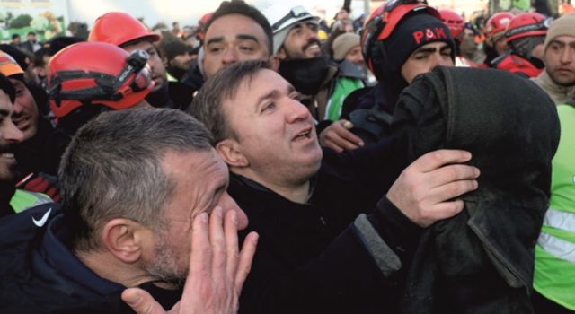 Ülkü’nün Sözleri Vali Aydoğdu’yu Gözyaşlarına Boğdu: Montum Size Emanet