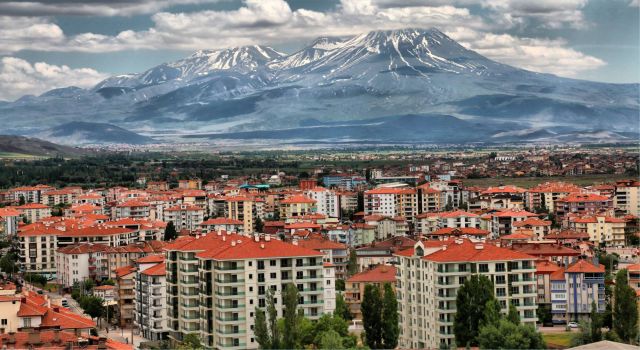 Aksaray'da Mart Ayında 674 Konut Satıldı