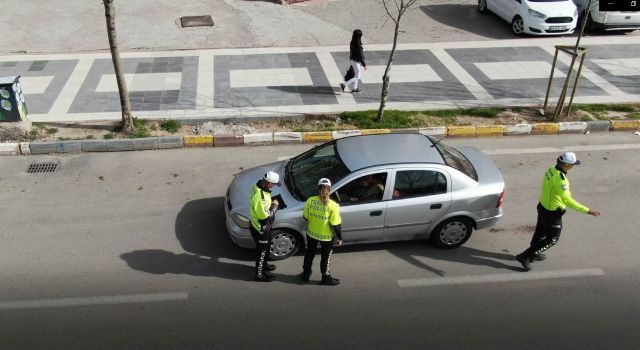 Abartı Egzoz ve Ses Kirliliği Yapan Araçlara Müsaade Edilmeyecek