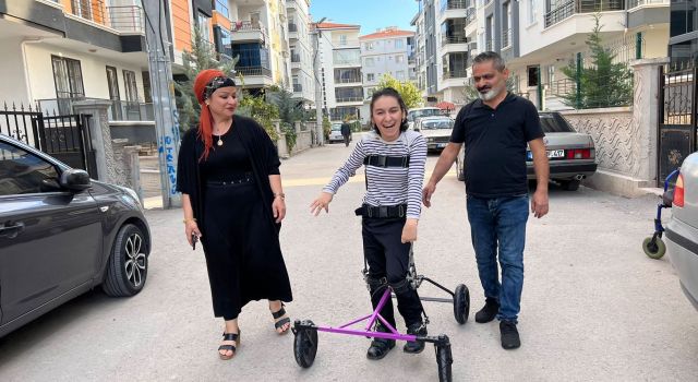 El Yapımı Yürüteç, 20 Sene Sonra Yürümesini Sağladı