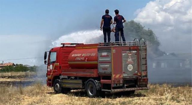 Anız Yangını Korkuttu