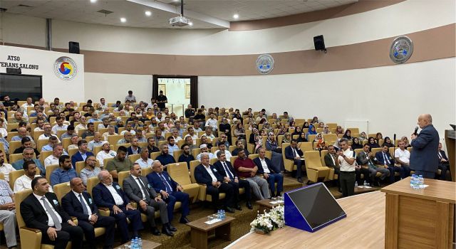 “Peygamberimiz Ve Şahsiyet İnşası” Konferansı Yapıldı