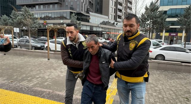 Eşini Katleden Cani, Tutuklandı