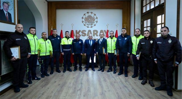 Tehdit Edilen Polis Ve Bekçilere Vali’den Başarı Belgesi