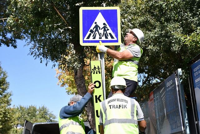 Okul Önlerinde Trafik Güvenliği Sağlanıyor