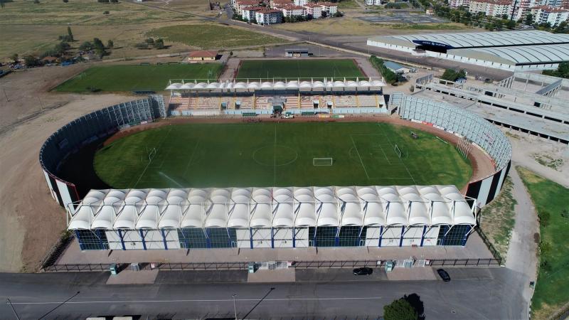 Dağılgan Stadında Açık Tribünü Uzay Çatı İle Kapatıldı