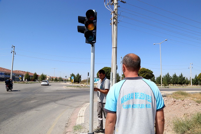 Kavşağa Sinyalizasyon Sistemi Kuruldu