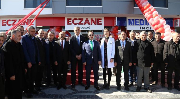 Uludağ Eczanesi Dualarla Açıldı