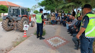 Traktör Sürücülerine Jandarmadan Sıkı Denetim