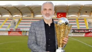 Aksarayspor'da Menekşe İle Yollar Ayrıldı