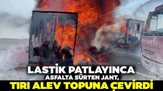 Lastik Patlayınca Asfalta Sürten Jant, Tırı Alev Topuna Çevirdi