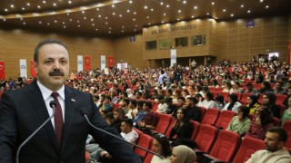 Rektör Arıbaş: “Hep Birlikte Cumhuriyet’e Daha Fazla Sarılacağız, Sahip Çıkacağız Ve Yükselteceğiz”