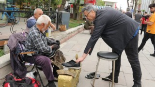 Kendi Bayramlarında Mesai Yaptılar