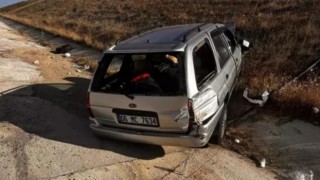 Aksaray'da Otomobilin Şarampole Devrilmesi Sonucu 7 Kişi Yaralandı