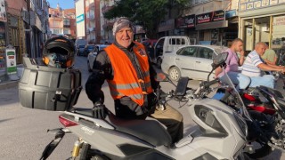 Scooteriyle Tüm Türkiye’yi Karış Karış Geziyor