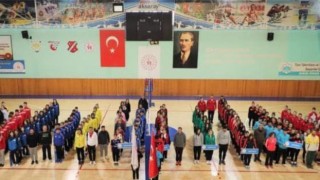 Yıldızlar Voleybol Grup Müsabakaları Heyecanı Başladı