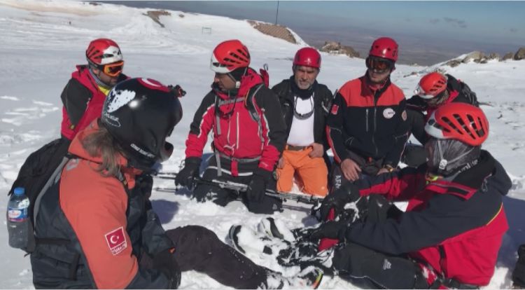 Afad Ekibinden Çığ Tatbikatı