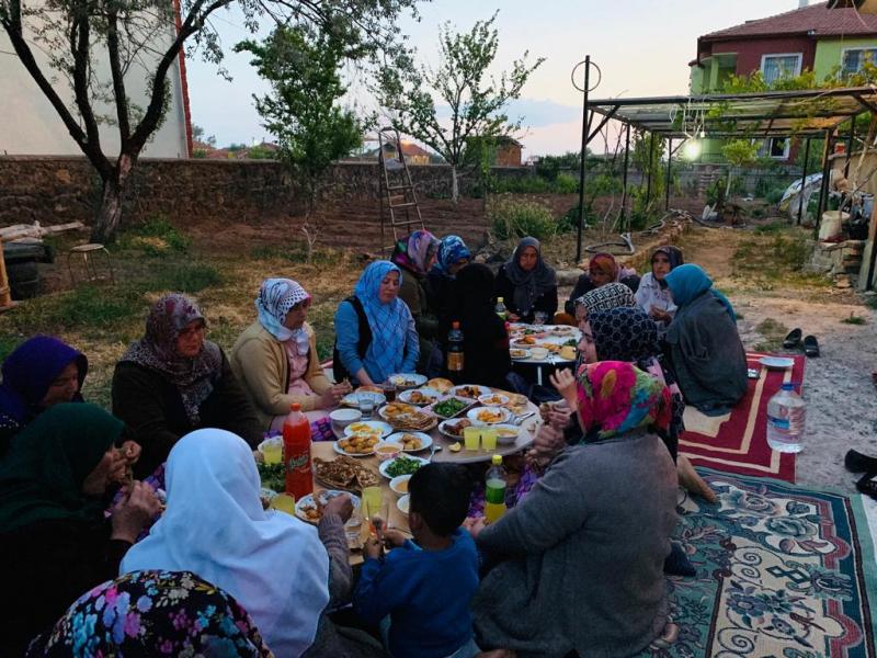 “Komşum İle İftar” Programı Devam Ediyor