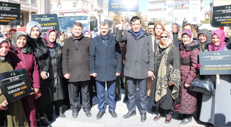 Post Modern Darbe Demokrasiye Yapılan Bir İnsanlık Suçudur  