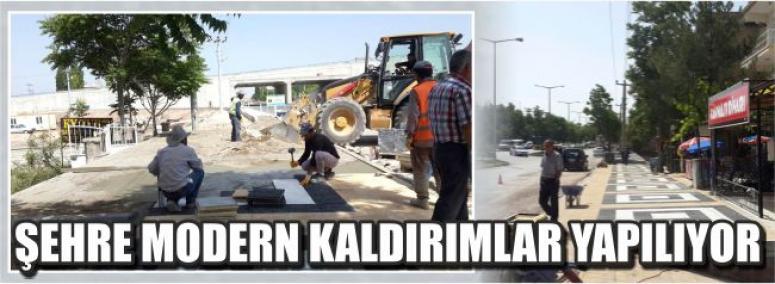 Şehre Modern Kaldırımlar Yapılıyor