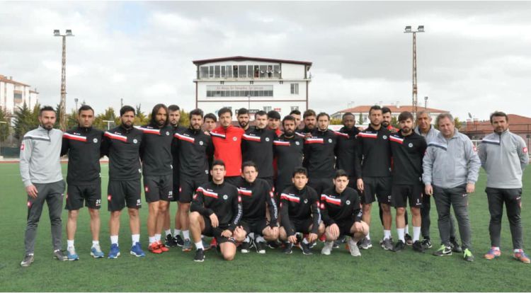 Taksitlerimiz Ödenene Kadar İdmanlara Çıkmama Kararı Aldık