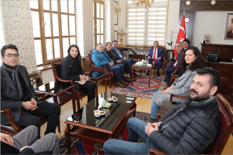 Vali Mantı’dan Yoğun Mesai