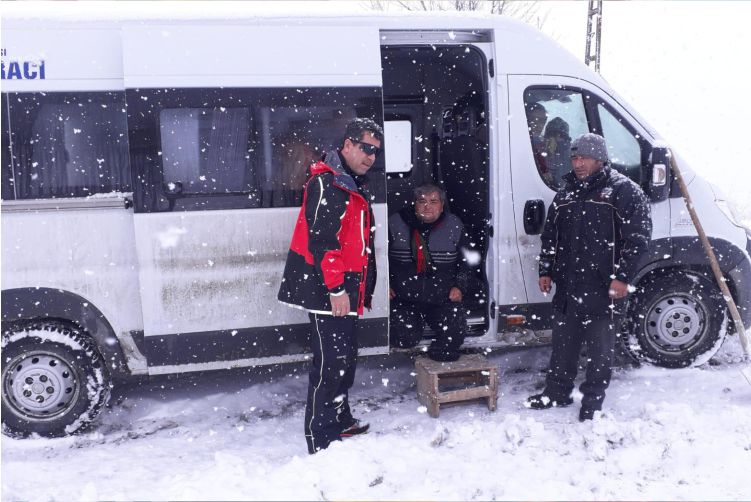 Yolda Mahsur Kalan Hastanın Yardımına Afad Ekipleri Yetişti